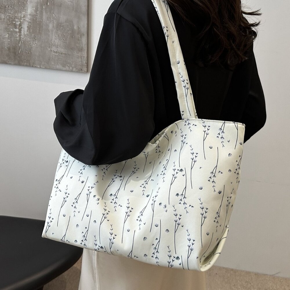 Medium Nylon Classic Style Sewing Thread Square Zipper Chic Floral Tote Bag - Picture 3 of 12